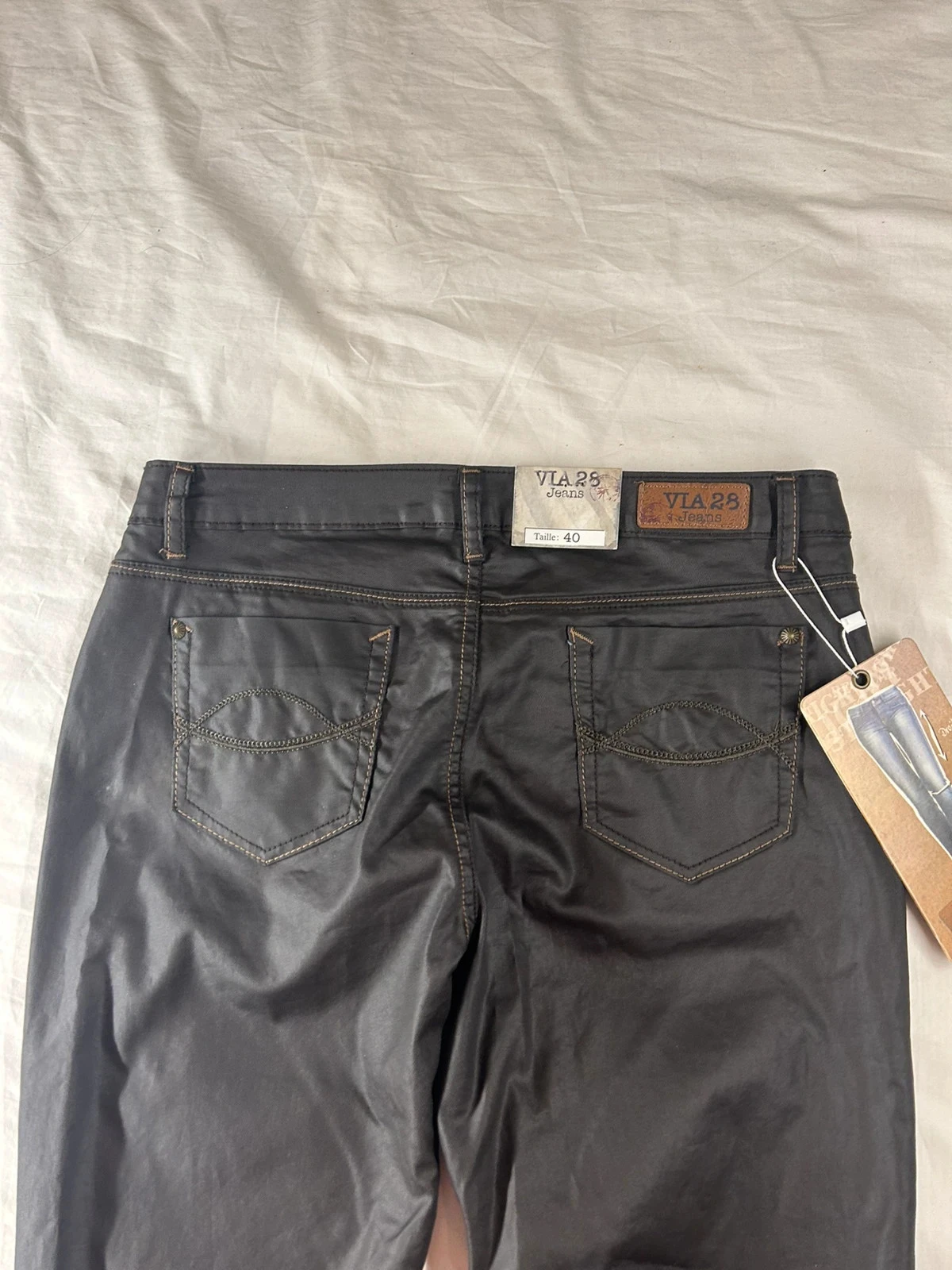Jean vintage taille haute via 28 – photo 17